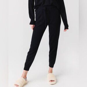 White + Warren Black Cashmere Joggers